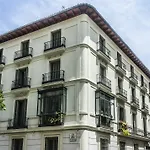 Gran Via Suites