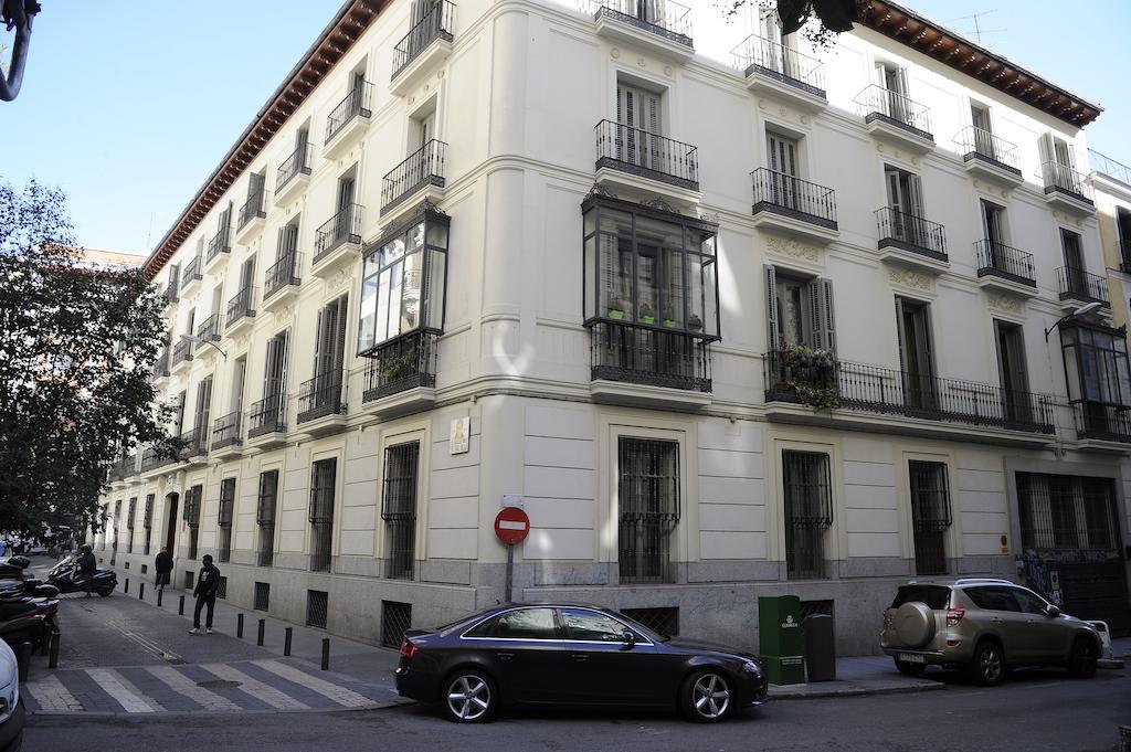 Gran Via Apartment *
