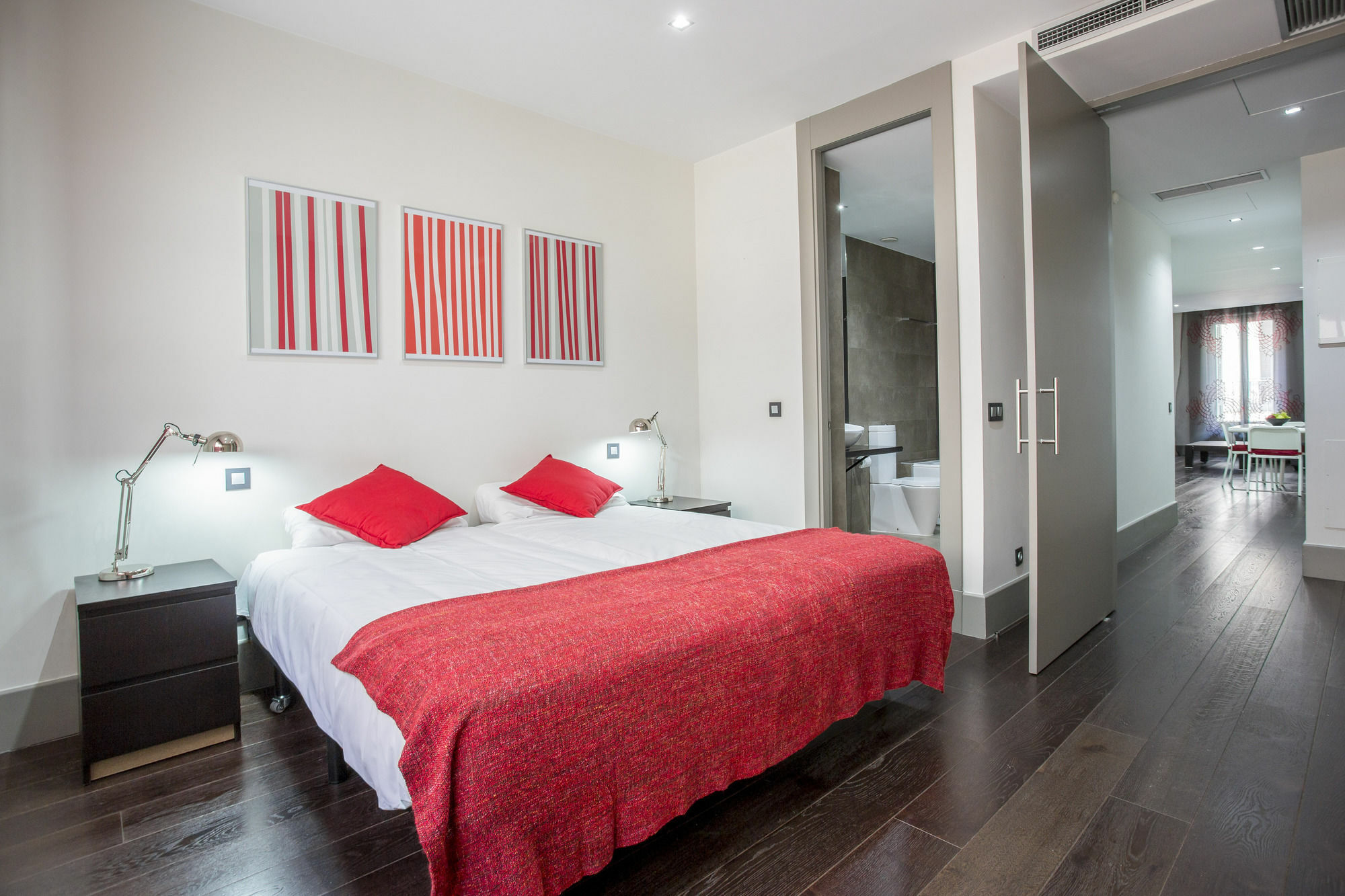 Gran Via Apartment *